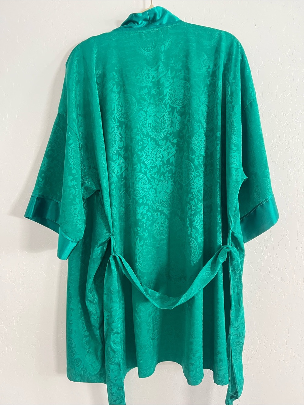 Vintage 80’s Victoria’s Secret Gold Label Robe - Picture 3 of 9